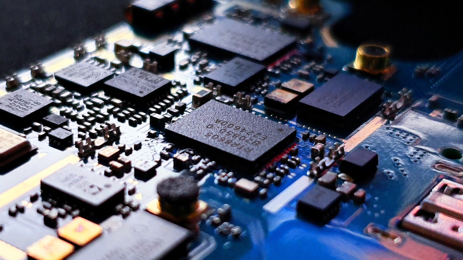 Electronics: <span>Computing Power</span>